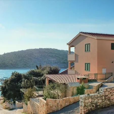 House Tender Near Trogir, Jacuzzi *