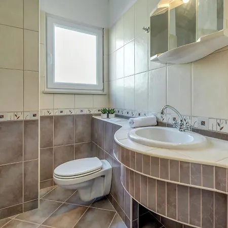 House Tender Near Trogir, Jacuzzi * Sevid